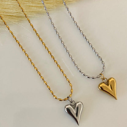 Amor Dos Tonos Necklaces